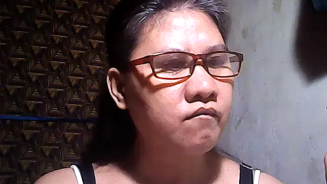 Snapshot of sweetsosie18 chatting on 05-01-26, 10:31 sweetsosie18 online show from 05-01-26, 10:31