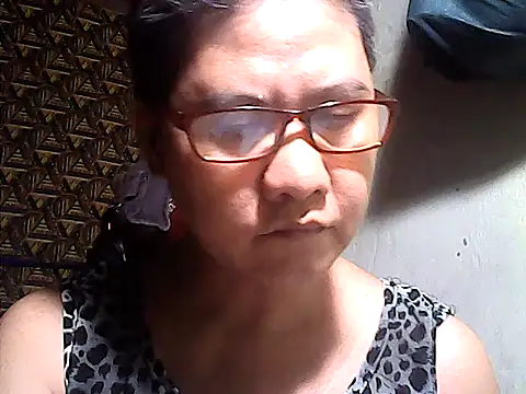 Snapshot of sweetsosie18 chatting on 05-31-26, 09:05 sweetsosie18 online show from 05-31-26, 09:05