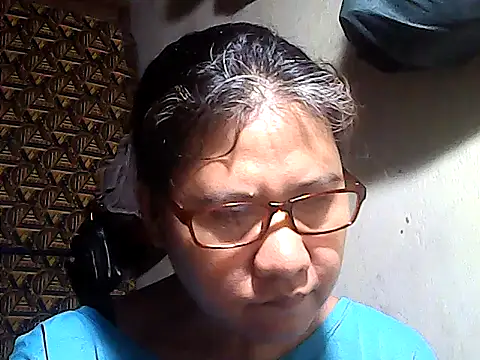 Snapshot of sweetsosie18 chatting on 06-02-26, 06:59 sweetsosie18 online show from 06-02-26, 06:59