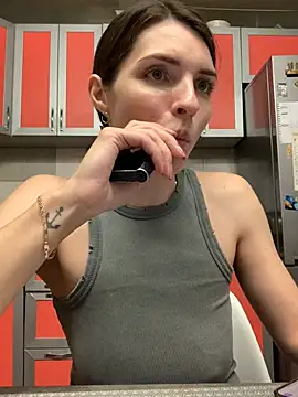 SeducingYoghourt online show from 02-08-25, 04:25