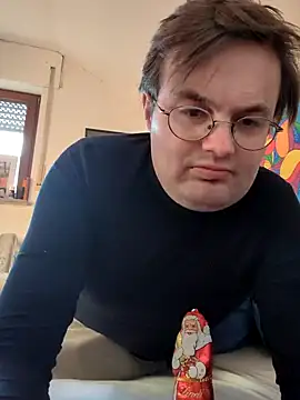 makau1 online show from 12-25-24, 12:37