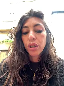 Snapshot of amanilouve chatting on 06-10-26, 09:41 amanilouve online show from 06-10-26, 09:41