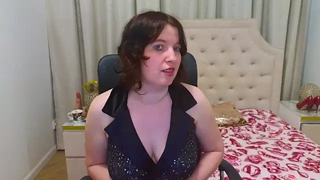 Snapshot of AmazingTori chatting on 06-06-26, 01:16 AmazingTori online show from 06-06-26, 01:16
