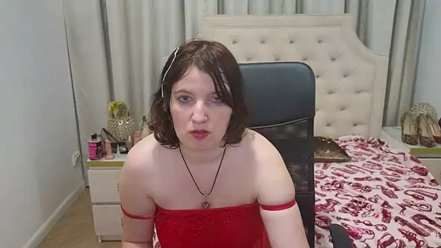 Snapshot of AmazingTori chatting on 06-13-26, 12:58 AmazingTori online show from 06-13-26, 12:58
