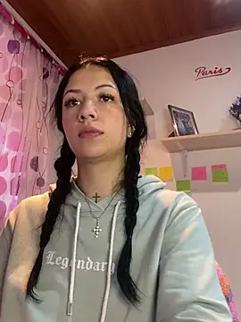 MadisonCambel online show from 12-12-24, 05:04