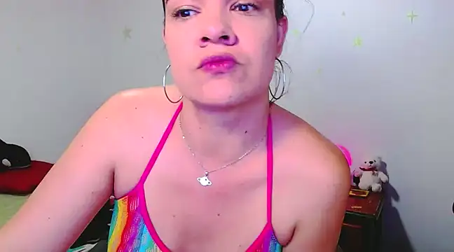 Snapshot of luchiana_hott21 chatting on 01-21-25, 11:02 luchiana hott21 online show from 01-21-25, 11:02