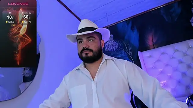 Snapshot of MichaelBear_ chatting on 01-10-25, 12:36 MichaelBear online show from 01-10-25, 12:36