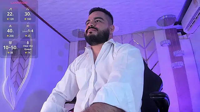 Snapshot of MichaelBear_ chatting on 01-15-25, 12:58 MichaelBear online show from 01-15-25, 12:58