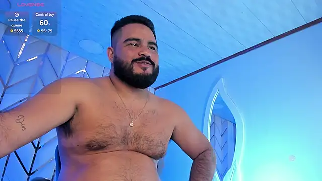 Snapshot of MichaelBear_ chatting on 02-26-25, 12:14 MichaelBear online show from 02-26-25, 12:14