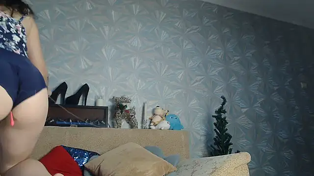 Ria 23 online show from 12-22-25, 02:19