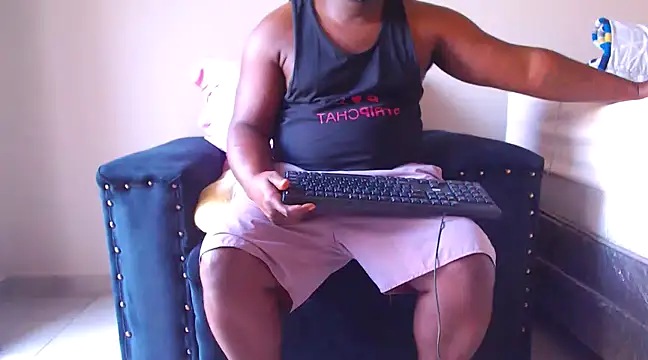 zuluboyxx online show from 12-13-24, 05:16