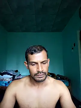 Snapshot of wasaa083 chatting on 09-24-25, 12:58 wasaa083 online show from 09-24-25, 12:58