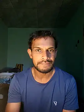 Snapshot of wasaa083 chatting on 12-15-25, 01:10 wasaa083 online show from 12-15-25, 01:10