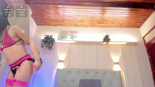 nicol snow online show from 01-24-25, 01:14