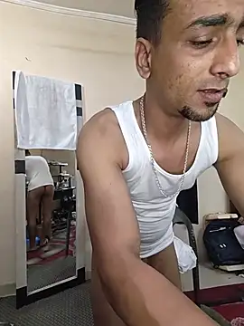 Snapshot of highguy chatting on 06-20-26, 11:18 highguy online show from 06-20-26, 11:18