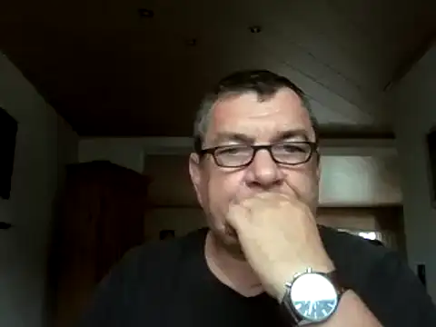 Snapshot of Nobbie444 chatting on 06-20-26, 07:55 Nobbie444 online show from 06-20-26, 07:55