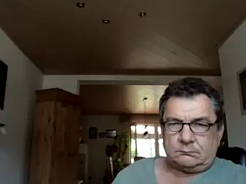Snapshot of Nobbie444 chatting on 07-16-26, 12:11 Nobbie444 online show from 07-16-26, 12:11