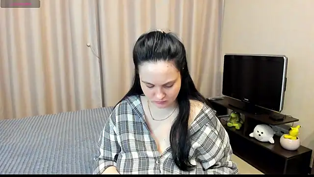 AlanaBrox online show from 05-19-26, 09:21