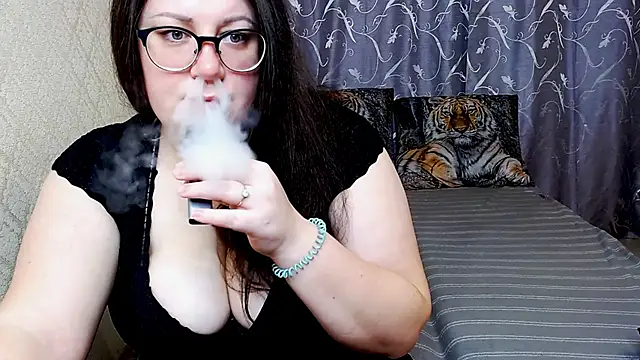 Sindy Jeniceee online show from 11-11-25, 12:05