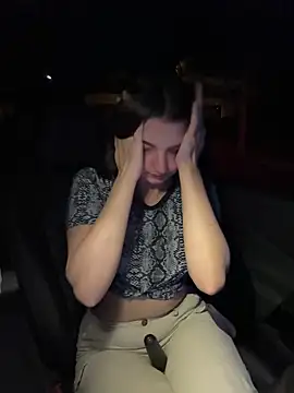 Snapshot of DoriDeluxe66 chatting on 02-23-25, 07:38 DoriDeluxe66 online show from 02-23-25, 07:38