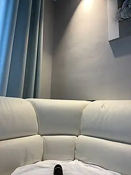 Snapshot of DoriDeluxe66 chatting on 03-05-25, 04:46 DoriDeluxe66 online show from 03-05-25, 04:46