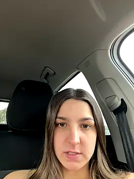 Snapshot of DoriDeluxe66 chatting on 11-17-25, 09:59 DoriDeluxe66 online show from 11-17-25, 09:59