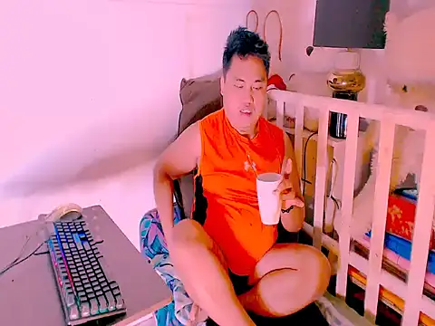 Snapshot of Hardking_69 chatting on 06-30-26, 10:49 Hardking 69 online show from 06-30-26, 10:49