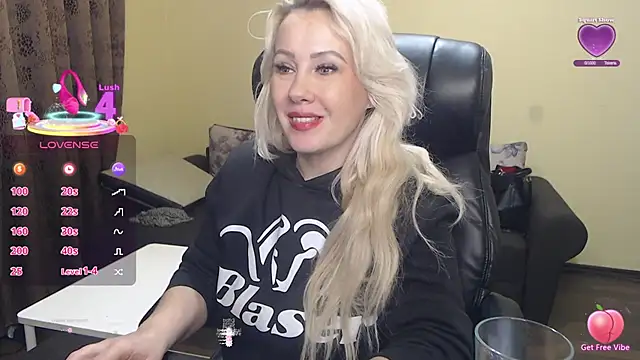 Snapshot of KandyHellenx chatting on 01-14-26, 05:35 KandyHellenx online show from 01-14-26, 05:35