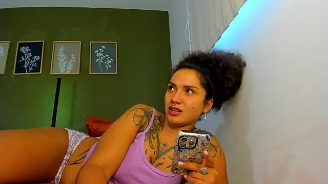 karlye 5 online show from 06-05-26, 10:37