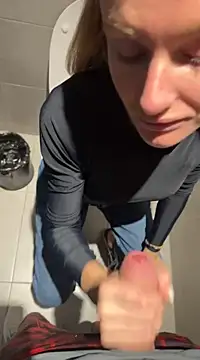 Snapshot of neighbours_love chatting on 03-14-25, 03:47 neighbours love online show from 03-14-25, 03:47