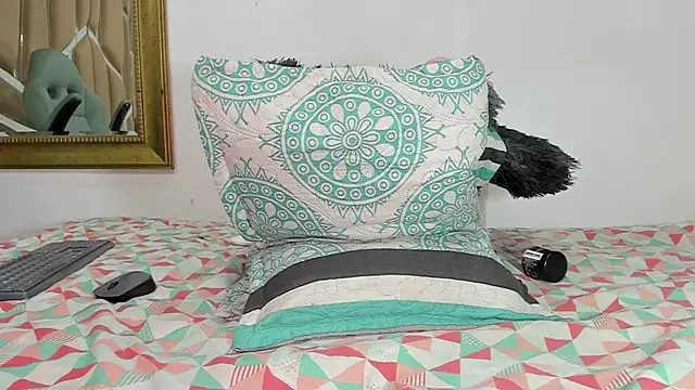 Snapshot of naia_blessed chatting on 02-01-25, 10:23 naia blessed online show from 02-01-25, 10:23