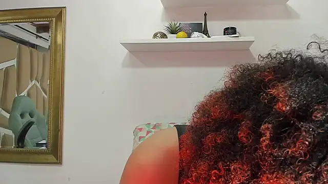 Snapshot of naia_blessed chatting on 02-11-25, 07:16 naia blessed online show from 02-11-25, 07:16