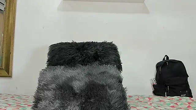 Snapshot of naia_blessed chatting on 02-12-25, 07:13 naia blessed online show from 02-12-25, 07:13