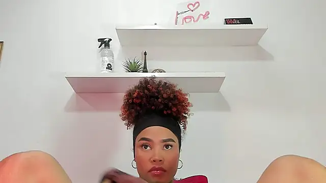 Snapshot of naia_blessed chatting on 03-14-25, 07:12 naia blessed online show from 03-14-25, 07:12