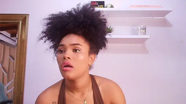 Snapshot of naia_blessed chatting on 09-17-25, 07:15 naia blessed online show from 09-17-25, 07:15