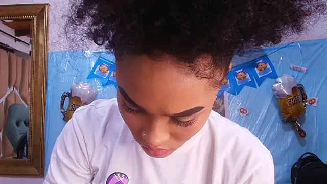 Snapshot of naia_blessed chatting on 09-25-25, 07:17 naia blessed online show from 09-25-25, 07:17