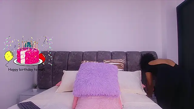 Snapshot of naia_blessed chatting on 11-05-25, 07:14 naia blessed online show from 11-05-25, 07:14