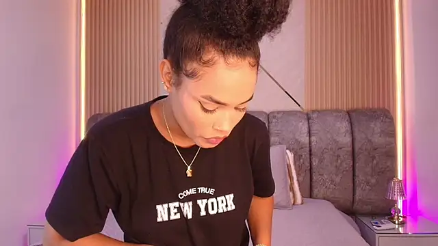 naia blessed online show from 04-07-26, 07:14