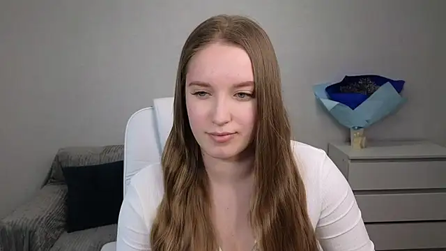 Snapshot of EvaMaddison chatting on 01-12-25, 03:57 EvaMaddison online show from 01-12-25, 03:57