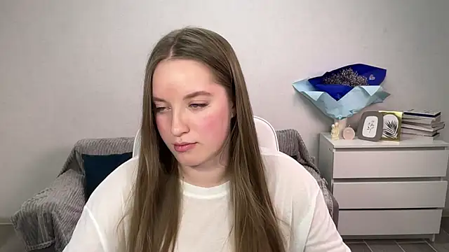 Snapshot of EvaMaddison chatting on 11-26-25, 05:58 EvaMaddison online show from 11-26-25, 05:58