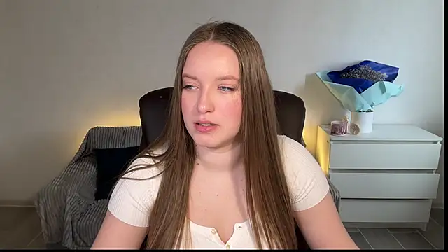 EvaMaddison online show from 04-11-26, 07:45