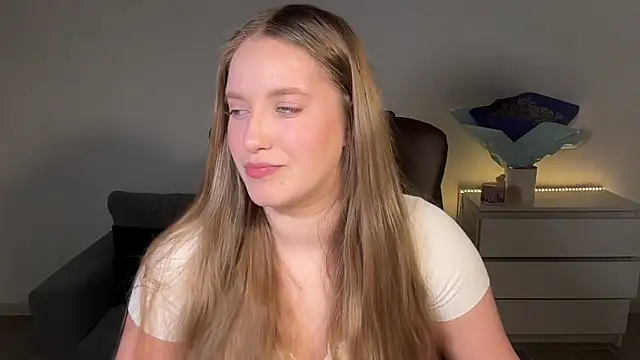 EvaMaddison online show from 06-04-26, 07:42