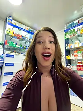 Snapshot of roouse chatting on 11-15-25, 09:11 roouse online show from 11-15-25, 09:11