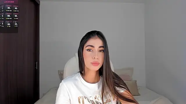 RebeccaBaxter online show from 01-28-25, 12:05