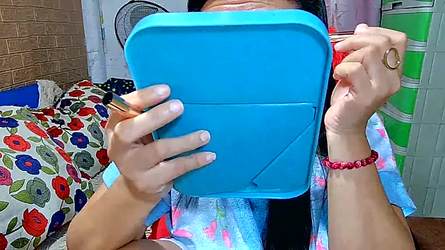 M e c e l online show from 02-27-25, 09:04