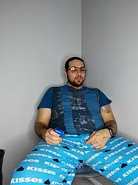 Snapshot of lucasgalacticman chatting on 02-22-25, 10:07 lucasgalacticman online show from 02-22-25, 10:07