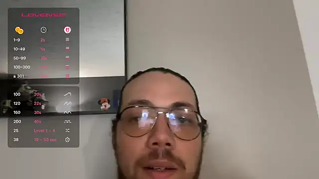 Snapshot of lucasgalacticman chatting on 09-28-25, 11:54 lucasgalacticman online show from 09-28-25, 11:54