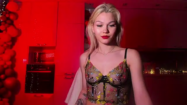 Snapshot of MyApril chatting on 02-04-25, 01:13 MyApril online show from 02-04-25, 01:13