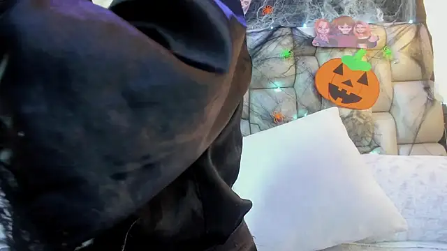 Salo Heaven online show from 10-31-25, 01:56