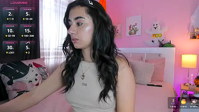 Snapshot of annadu011 chatting on 10-19-25, 01:56 annadu011 online show from 10-19-25, 01:56